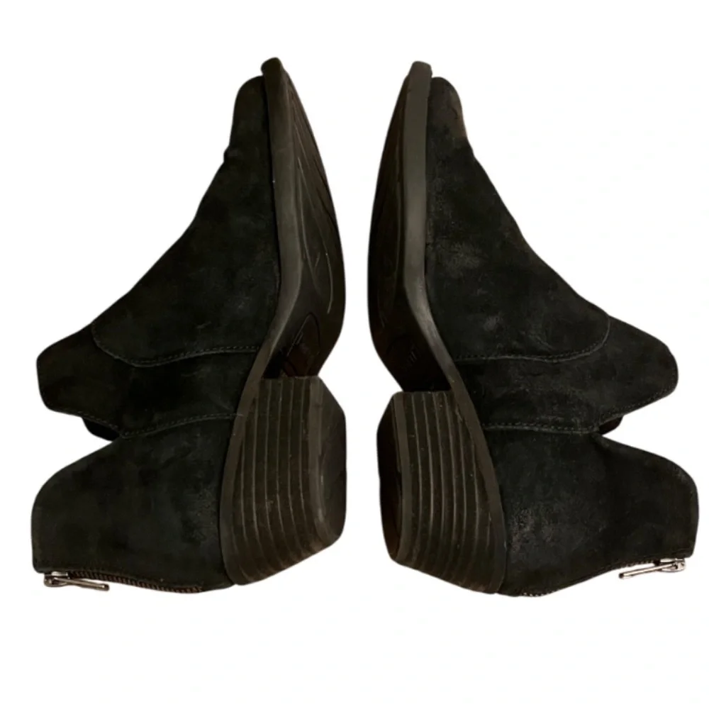 Born Shari Black Distressed Suede Leather Ankle Boots‎ - BR0041009 - 7.5 NWOB